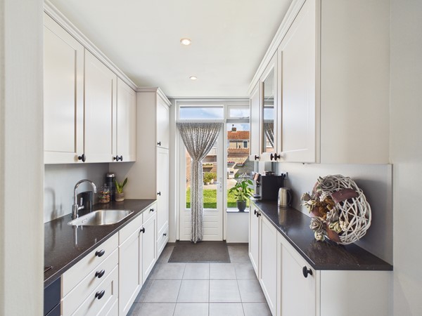 Medium property photo - Johannes Vermeerstraat 10, 4532 HE Terneuzen